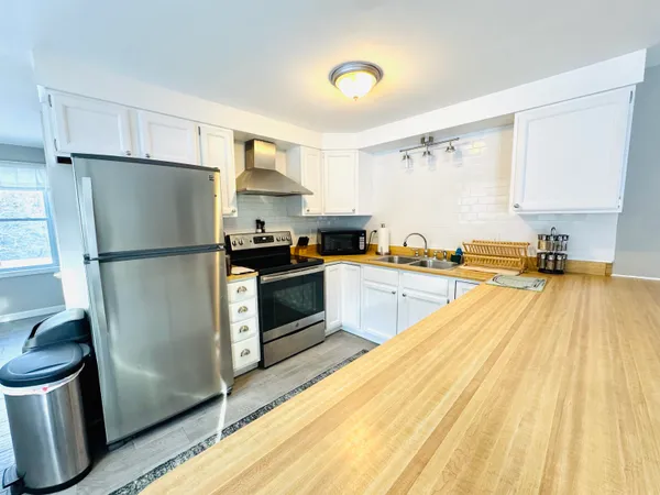 $595,000 | 74 Planeview Road, Unit A & B, Morristown, VT 05661