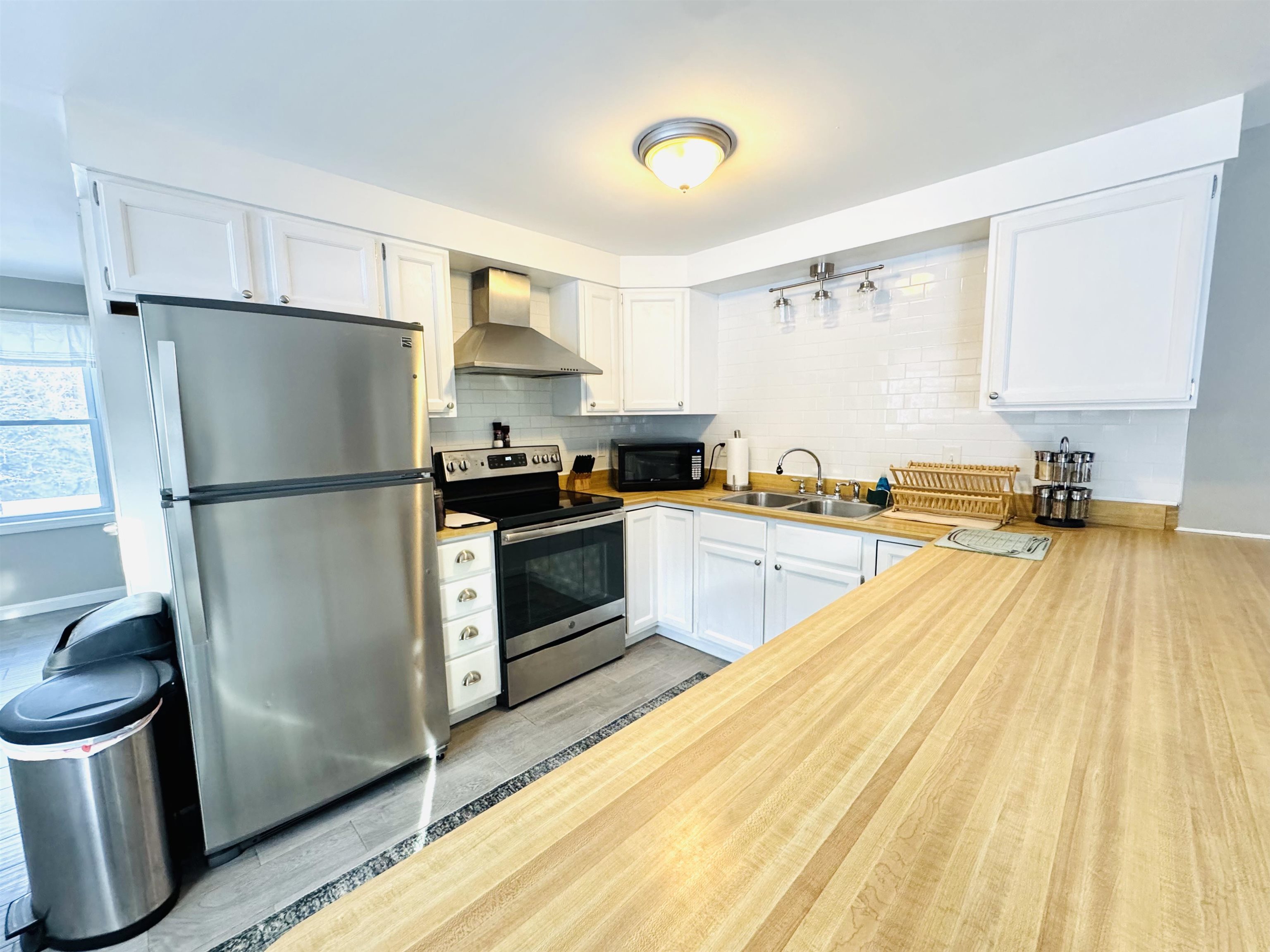 74 Planeview Road, Unit A & B Morristown, VT 05661 - Photo 5 of 45