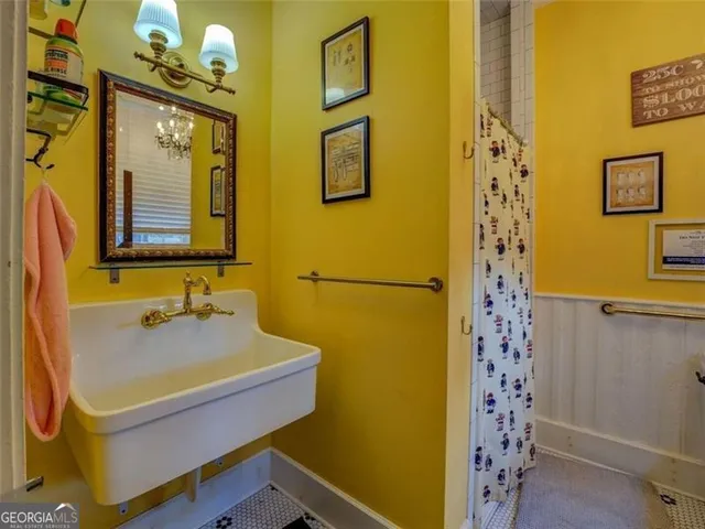 $875,900 | 421 East Greene Street, Monticello, GA 31064