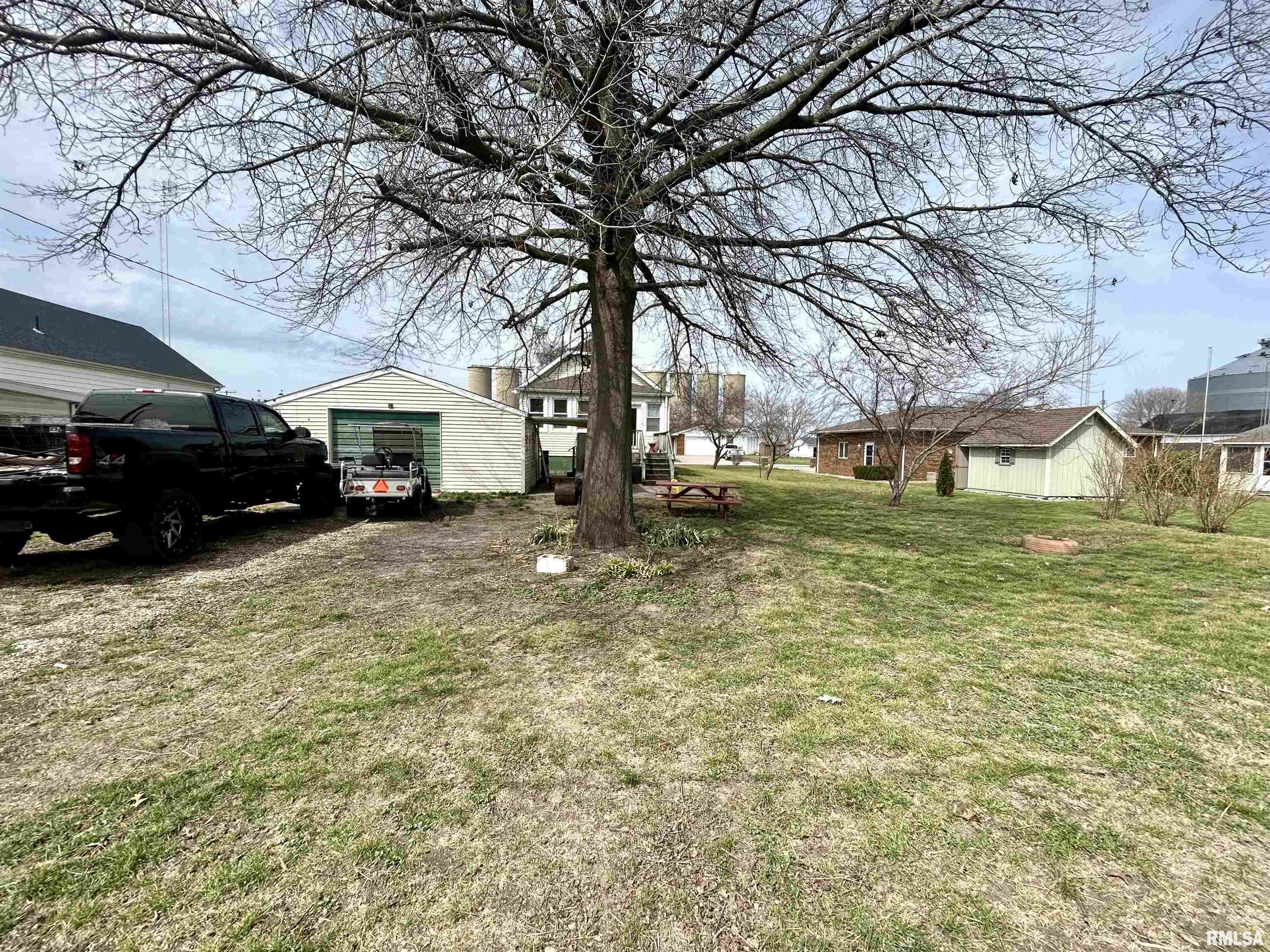 404 South Street Morrisonville, IL 62546 - Photo 20 of 24