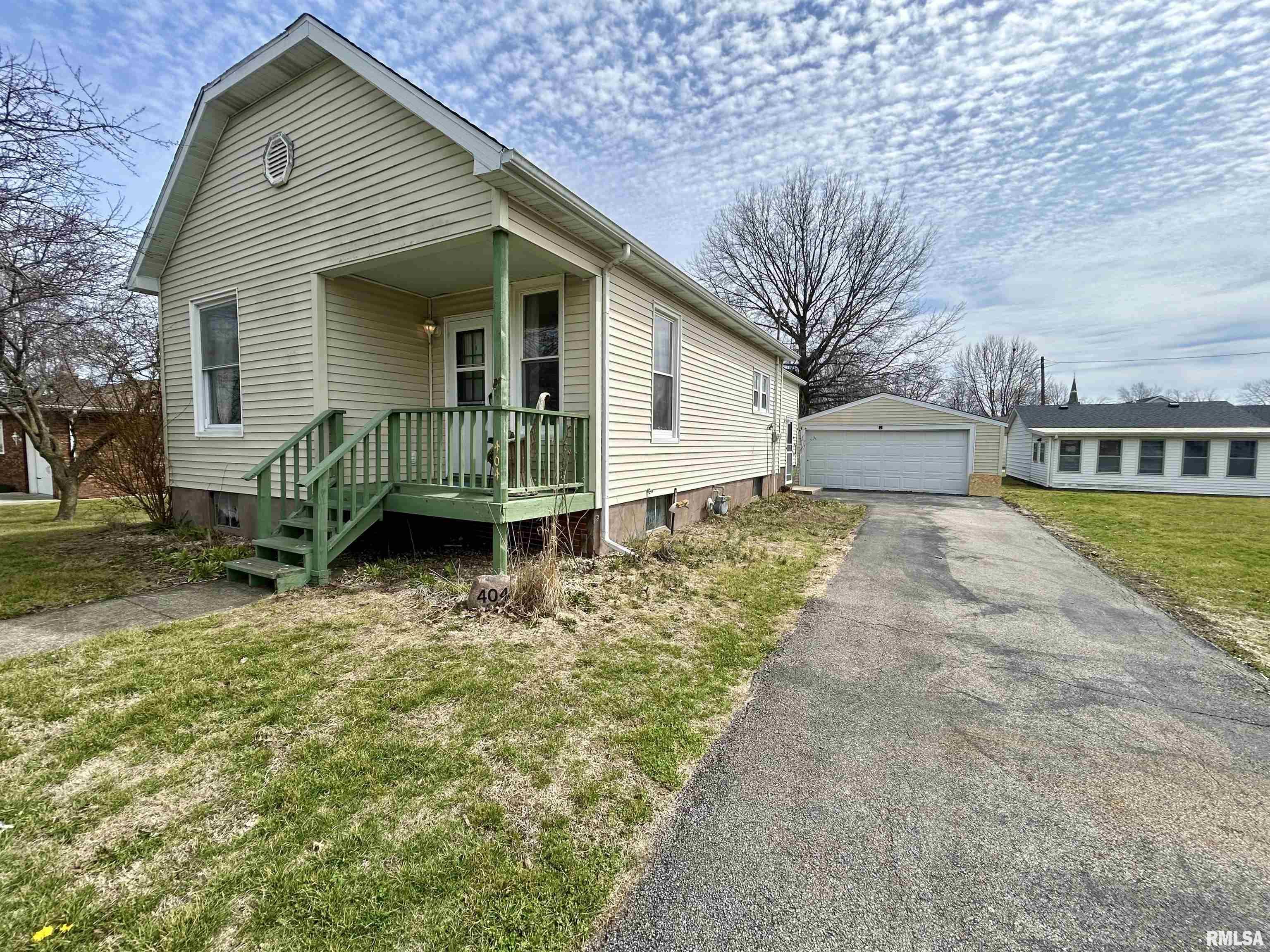 404 South Street Morrisonville, IL 62546 - Photo 23 of 24