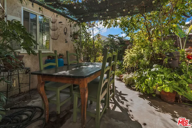 $1,050,000 | 951 Allen Avenue, Pasadena, CA 91104