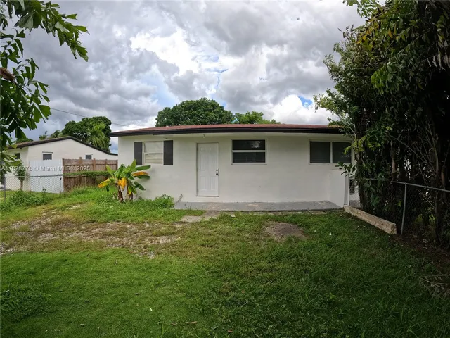 $2,100 | 26633 Southwest 138th Court, Unit 1, Homestead, FL 33032