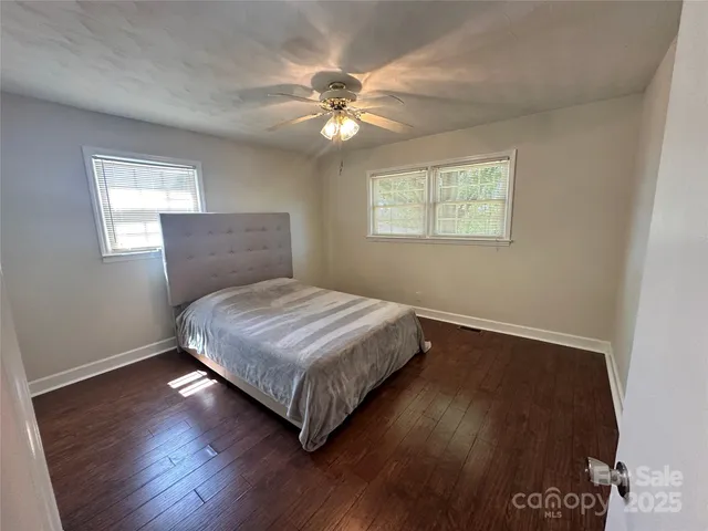 $309,000 | 2309 Briarwood Street, Lenoir, NC 28645