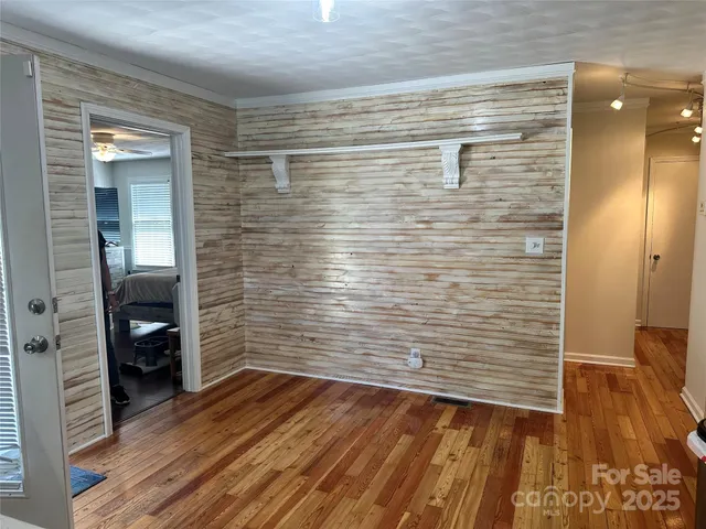 $309,000 | 2309 Briarwood Street, Lenoir, NC 28645