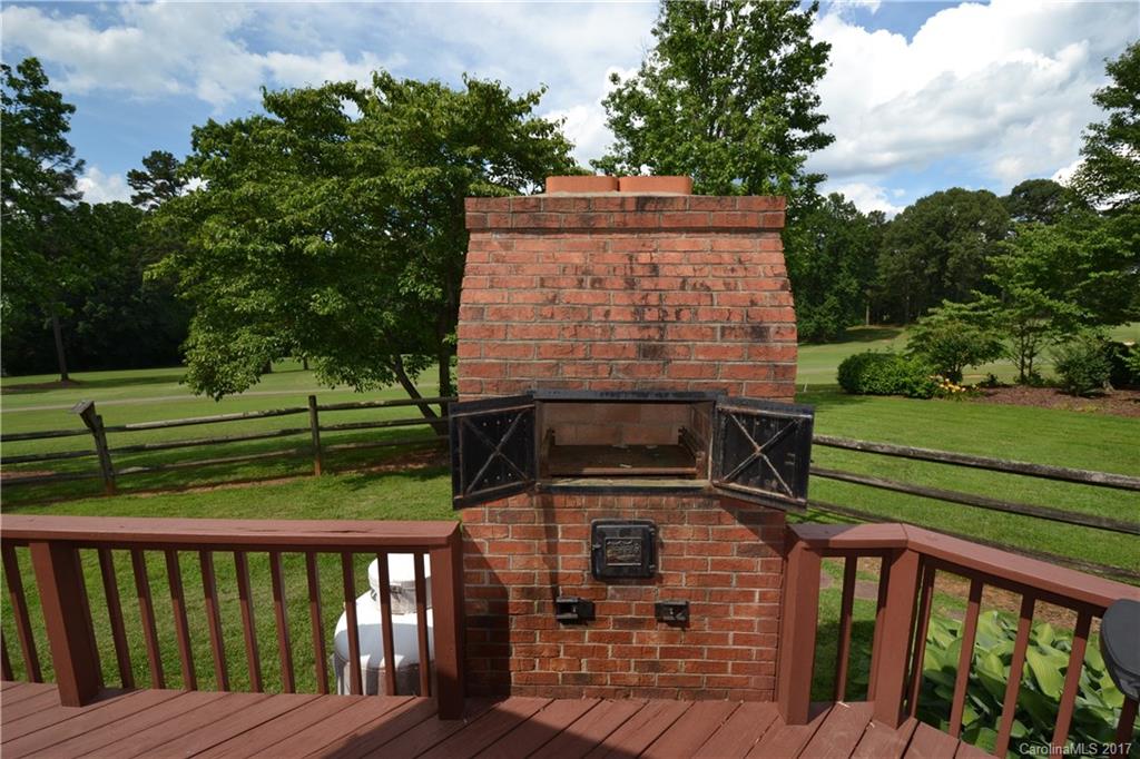 8147 Fairfield Forest Road Denver, NC 28037 - Photo 8 of 23 a view of a roof deck
