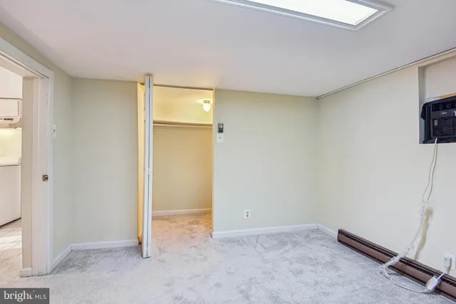 $1,100 | 209 Locust Street, Unit B, Frederick, MD 21703