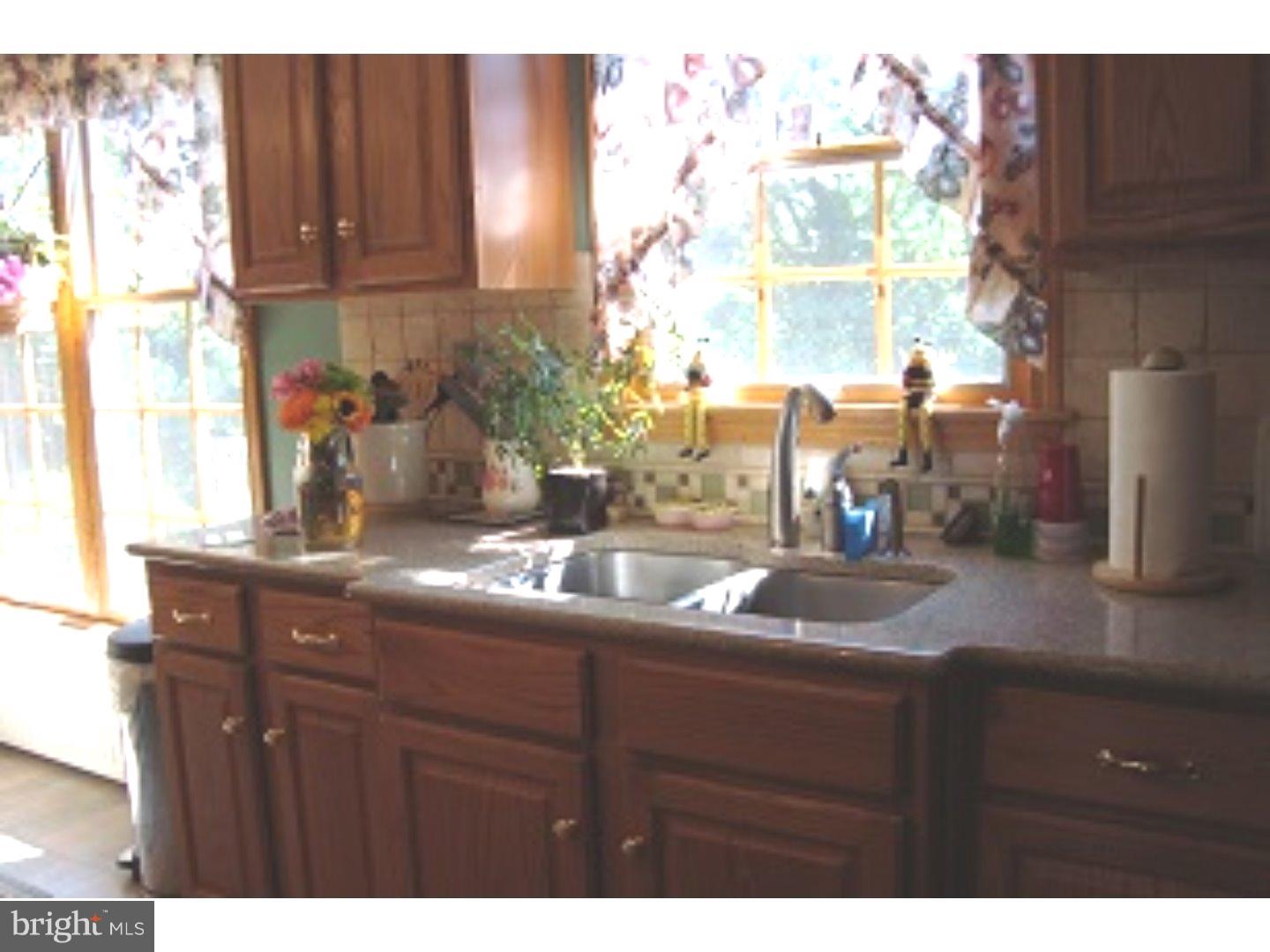 332 West Ridley Avenue Ridley Park, PA 19078 - Photo 7 of 20 Kitchen