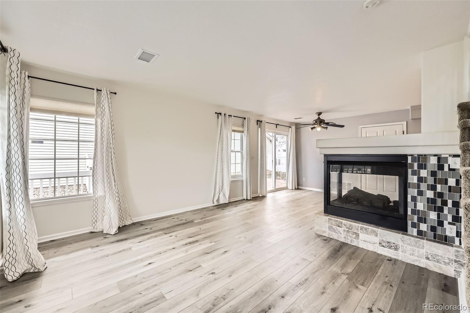 11745 Zenobia Loop Westminster, CO 80031 - Photo 6 of 28