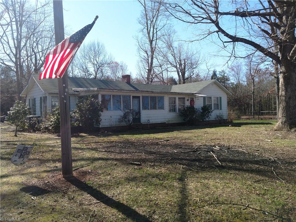 1022 Eden Road Stoneville, NC 27048 - Photo 3 of 5 Gallery Image 3