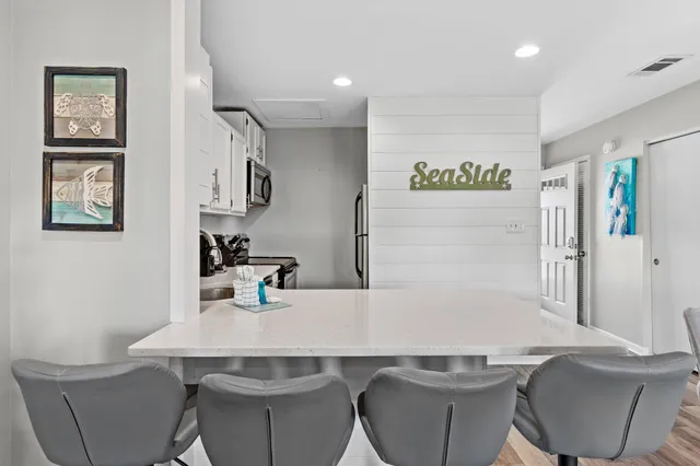 $287,000 | 775 Gulf Shore Drive, Unit 8250, Destin, FL 32541