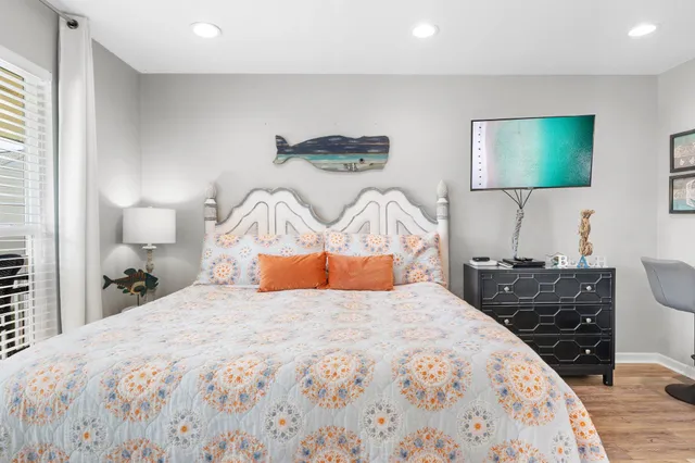 $287,000 | 775 Gulf Shore Drive, Unit 8250, Destin, FL 32541