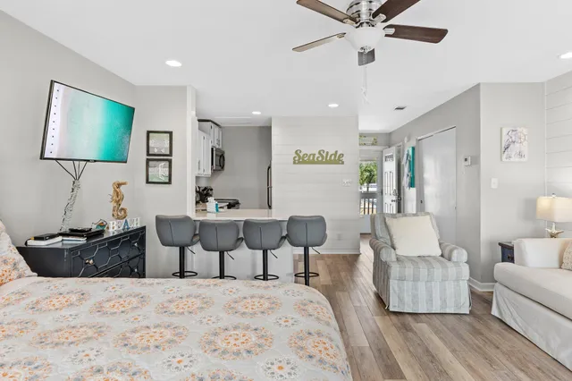 $287,000 | 775 Gulf Shore Drive, Unit 8250, Destin, FL 32541