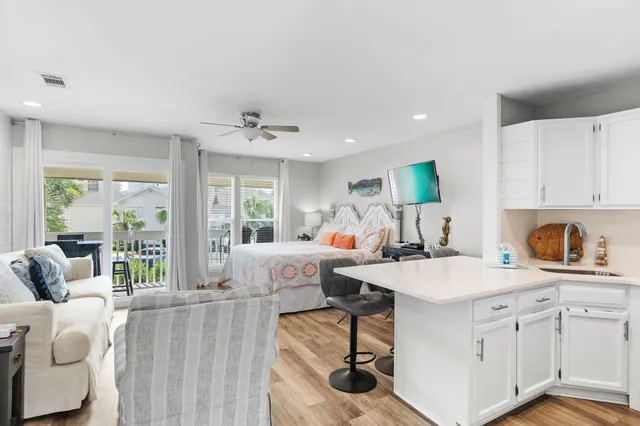 $287,000 | 775 Gulf Shore Drive, Unit 8250, Destin, FL 32541