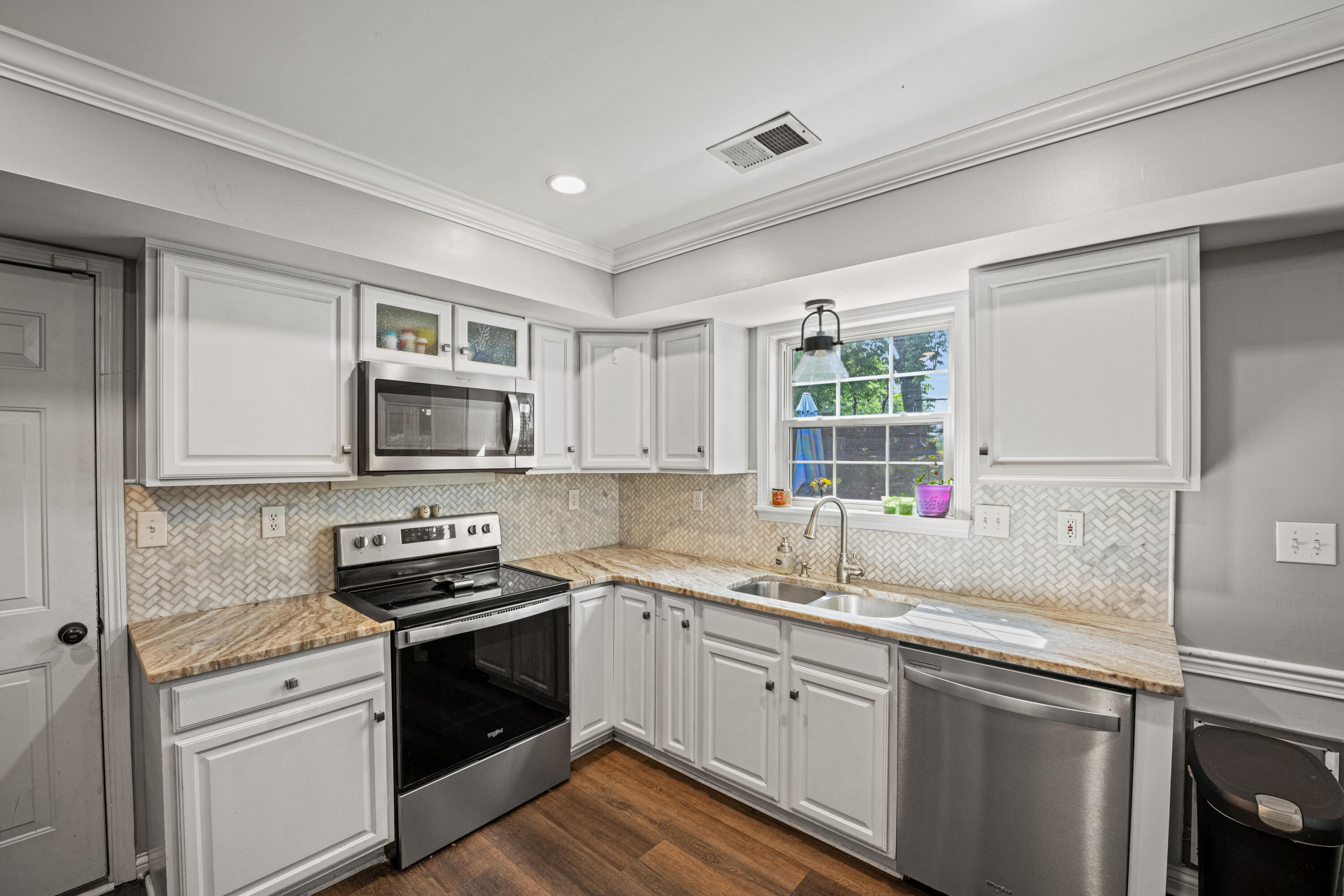 269 Meadow Valley Road Lexington, KY 40511 - Photo 14 of 45 JSB_3200