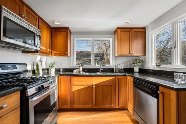 $735,000 | 70 Albion Street, Unit 3, Somerville, MA 02143