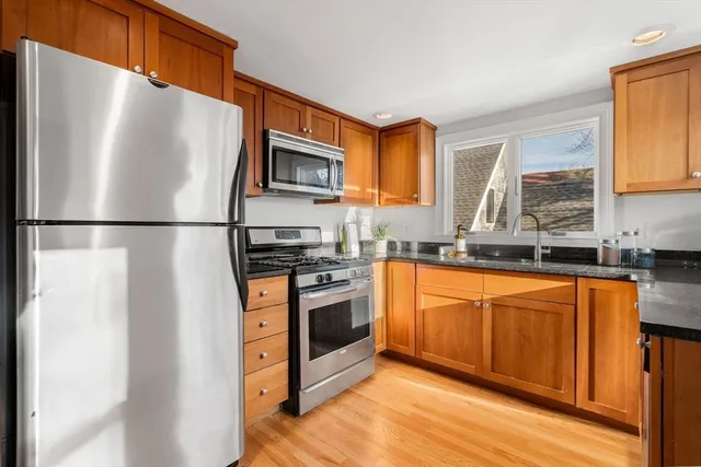$735,000 | 70 Albion Street, Unit 3, Somerville, MA 02143