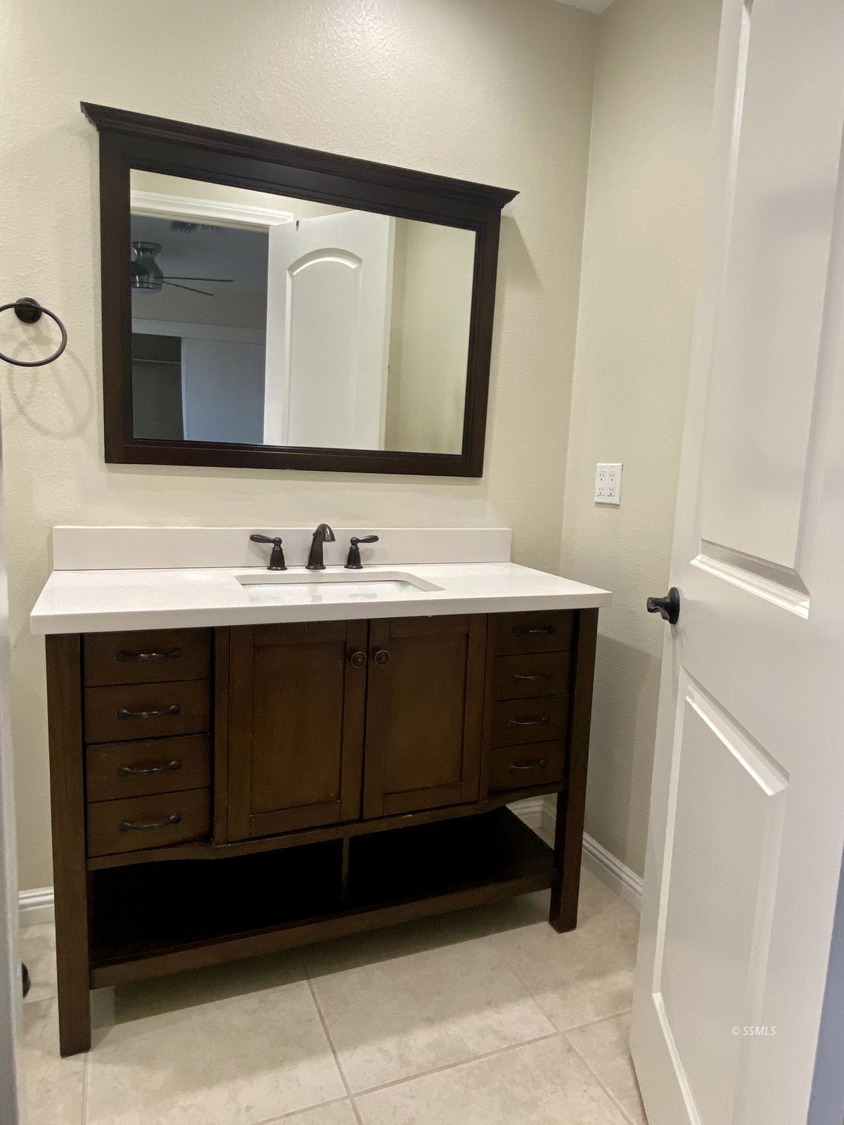 201 Washington Way Ridgecrest, CA 93555 - Photo 22 of 28