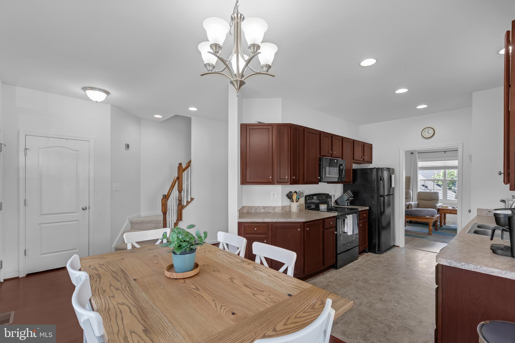 7129 Durrette Road Ruther Glen, VA 22546 - Photo 5 of 26 Gallery Image 5