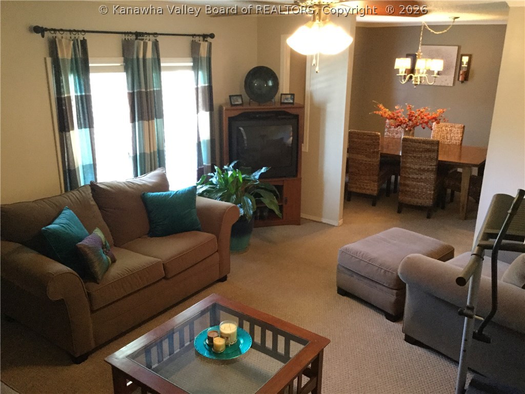 746 Old County Road Racine, WV 25165 - Photo 11 of 28 Gallery Image 11