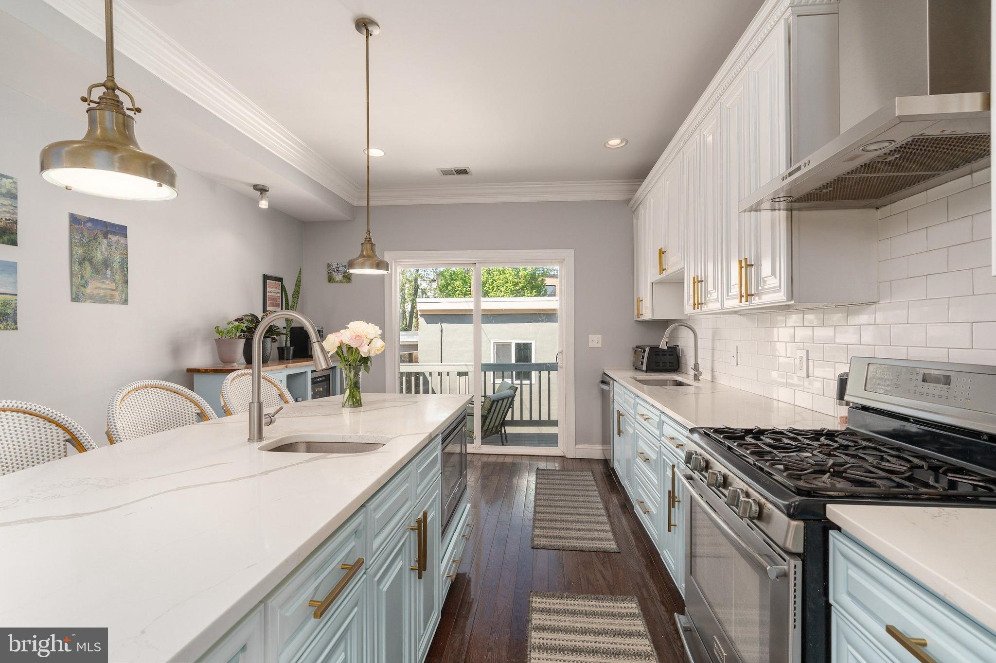 321 T Street Northwest Washington, DC 20001 - Photo 16 of 42 Kitchen w/Stainless Steel Appliances