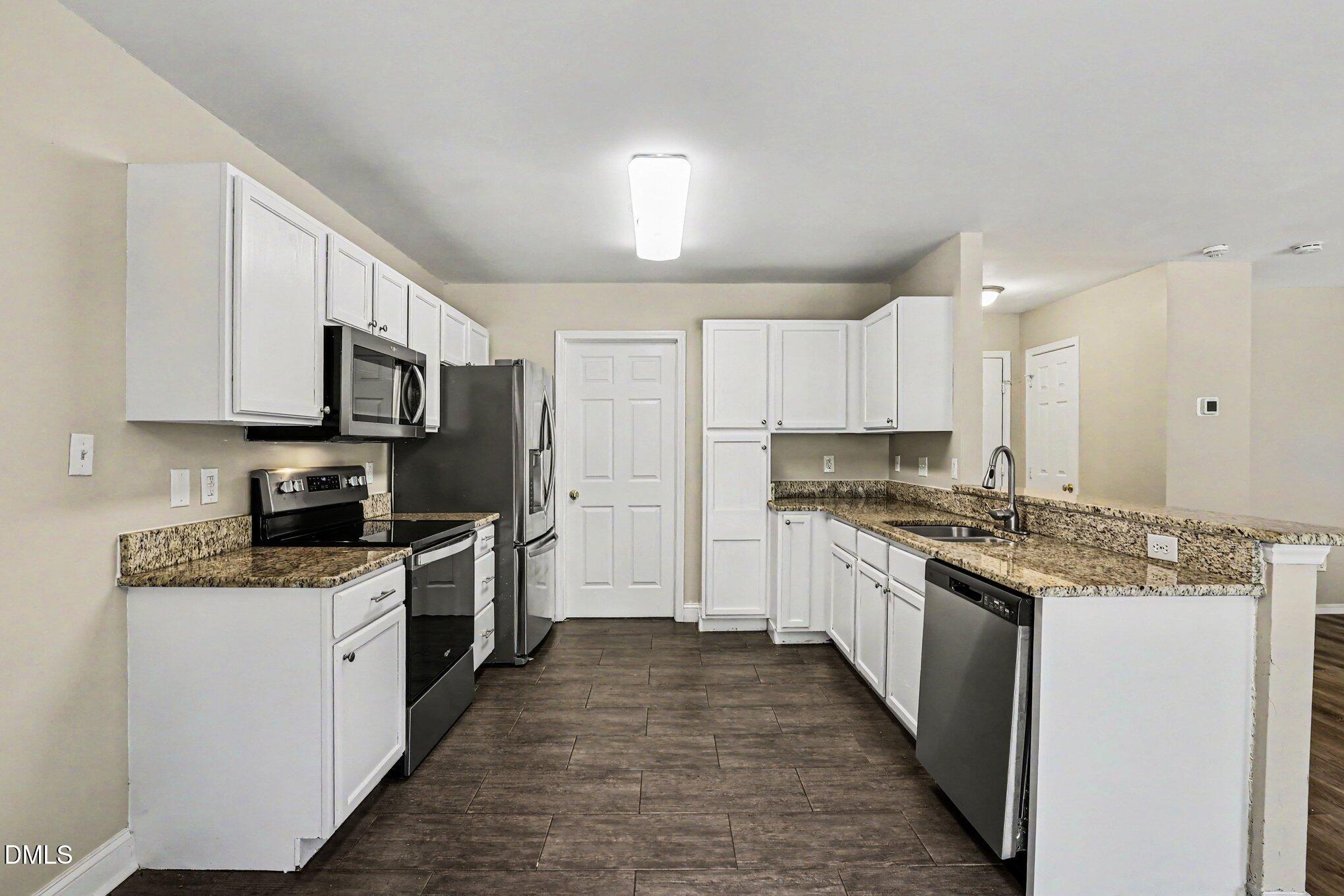 6101 Saybrooke Drive Raleigh, NC 27604 - Photo 5 of 16 005_file_9917