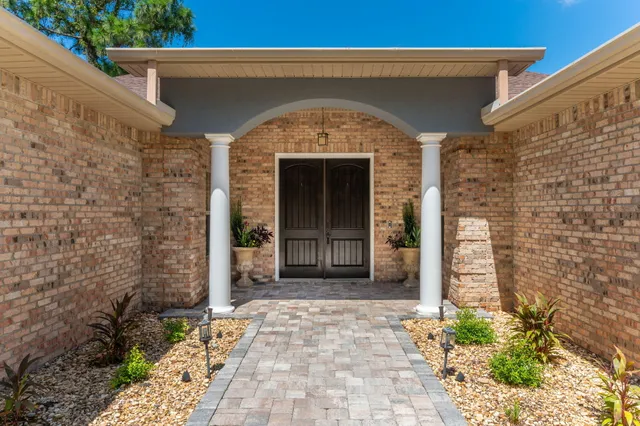 $1,085,000 | 14 Blenheim Road, Shalimar, FL 32579