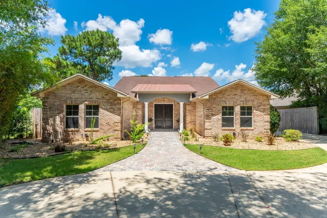 $1,085,000 | 14 Blenheim Road, Shalimar, FL 32579