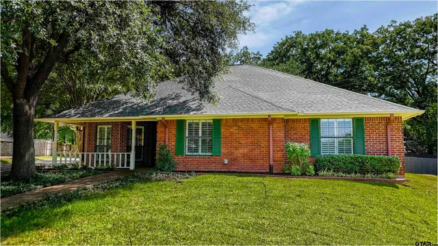 $439,900 | 3308 Moss Glen Circle, Tyler, TX 75707