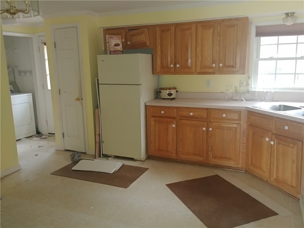 2 King Philip Road Coventry, RI 02816 - Photo 4 of 10 Kitchen / Laundry