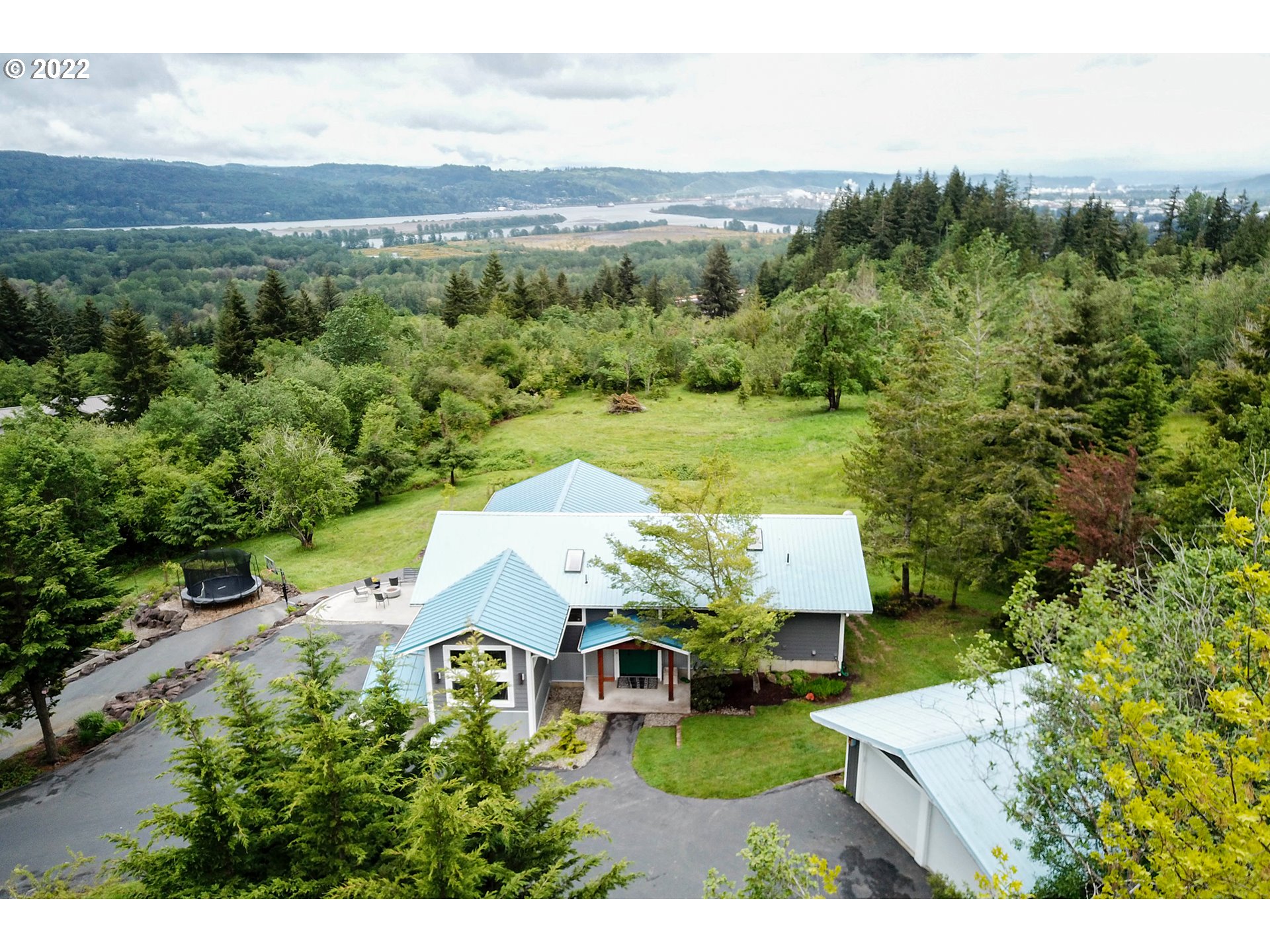 268 Pare Road Kelso, WA 98626 - Photo 1 of 31 Gallery Image 1