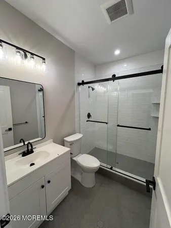 $4,250 | 35 Broad Street, Red Bank, NJ 07701