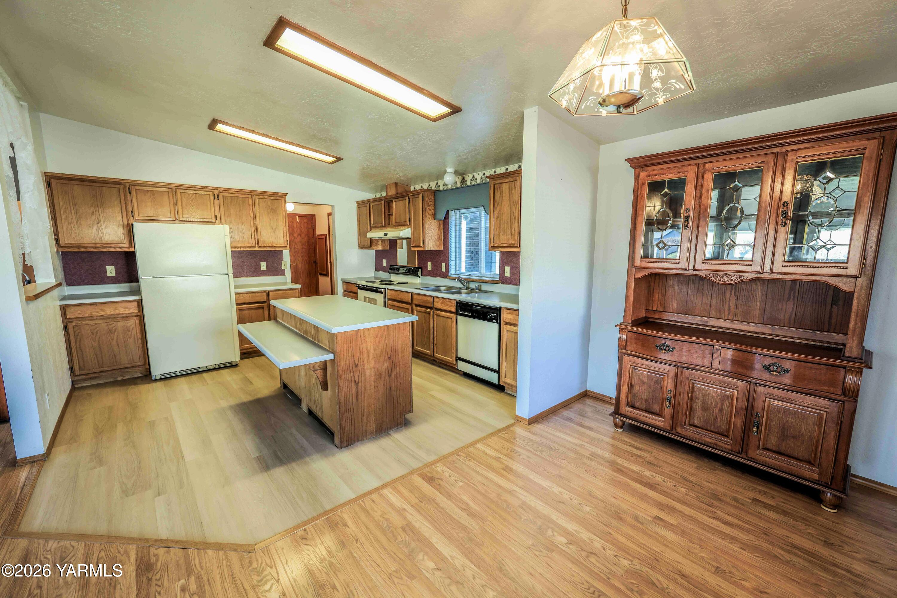 3701 Gun Club Road, Unit 82 Yakima, WA 98901 - Photo 7 of 19 3701-82-11