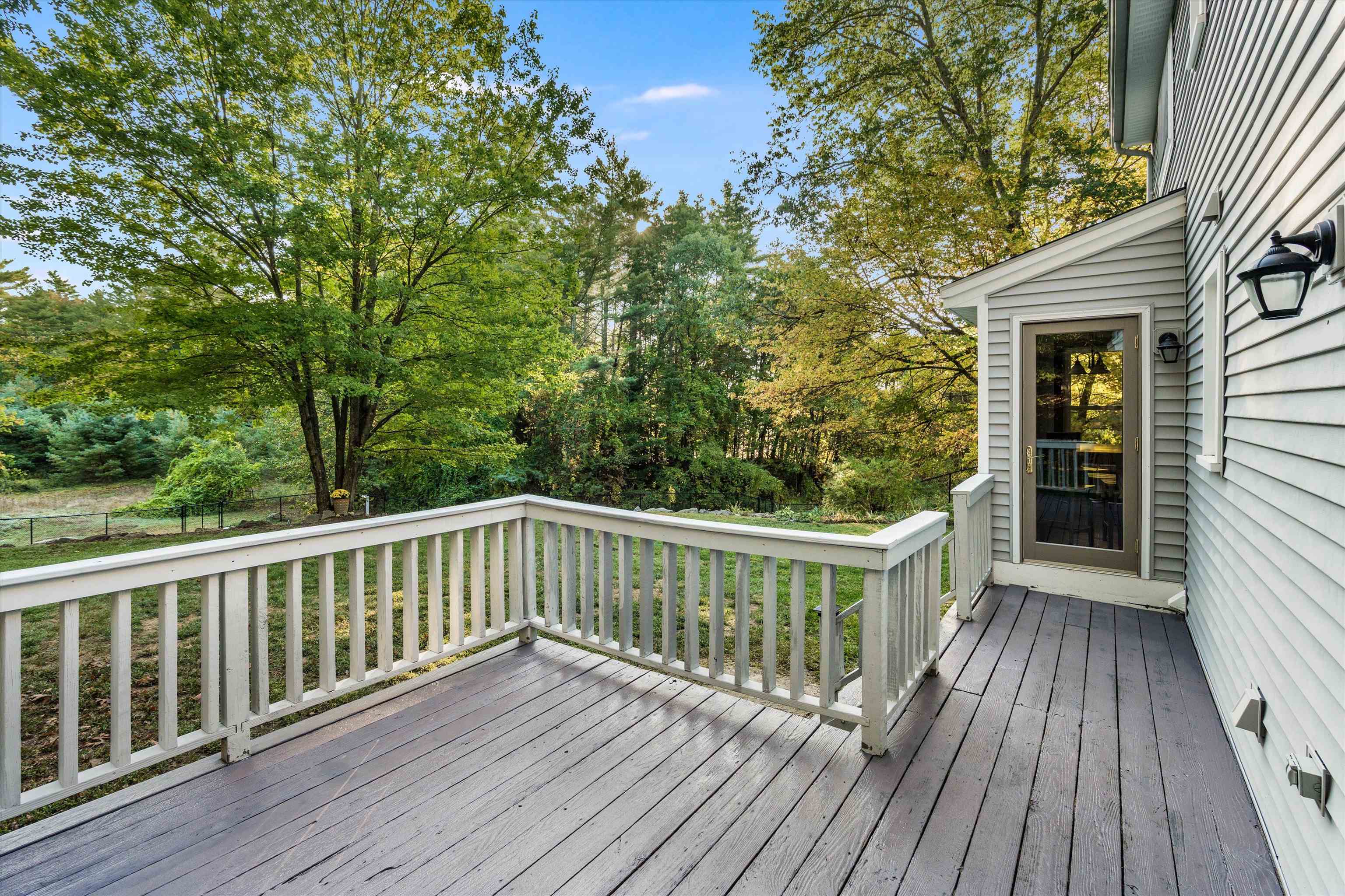 53 Cross Road Hooksett, NH 03106 - Photo 15 of 50