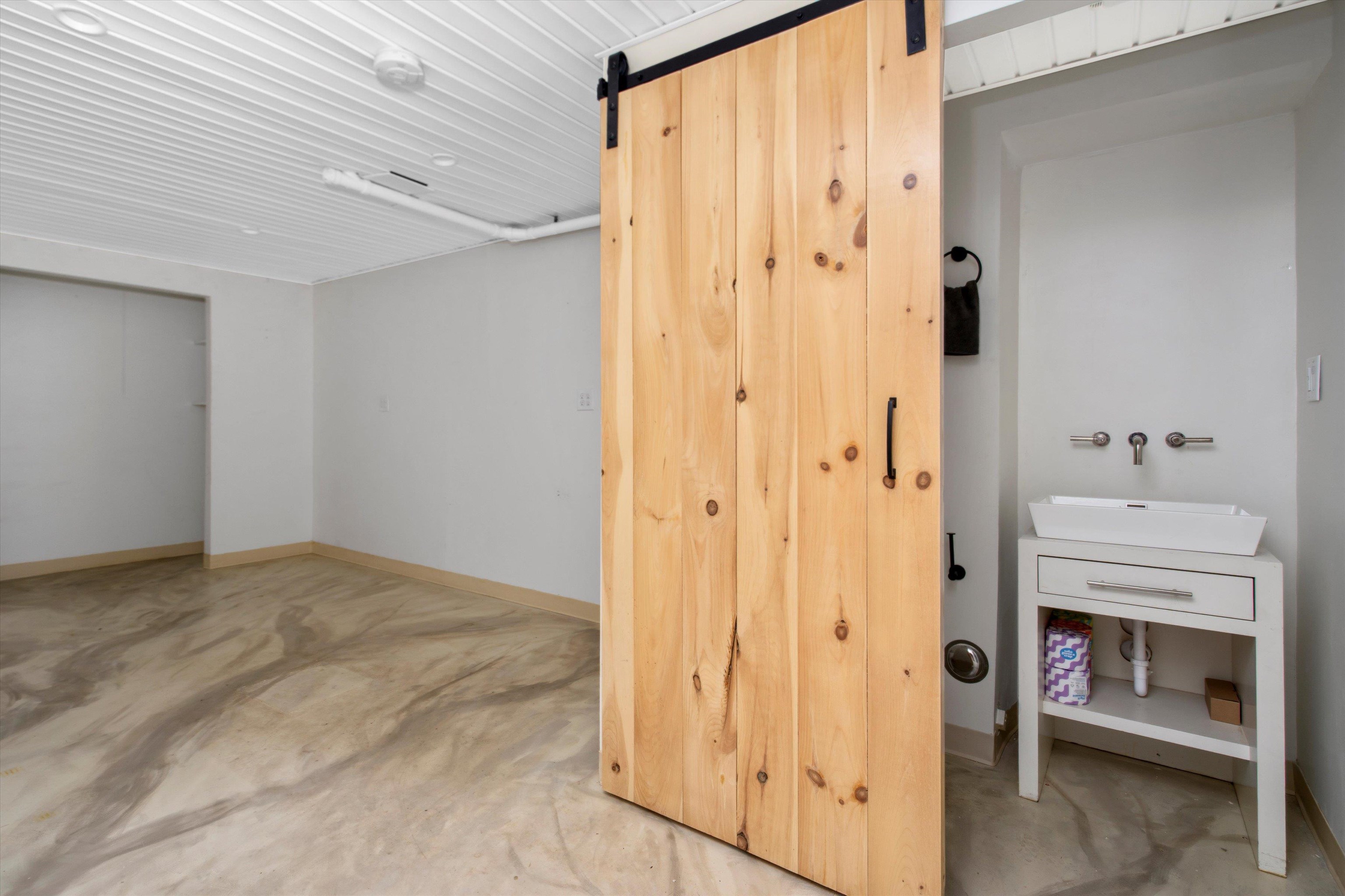 53 Cross Road Hooksett, NH 03106 - Photo 32 of 50