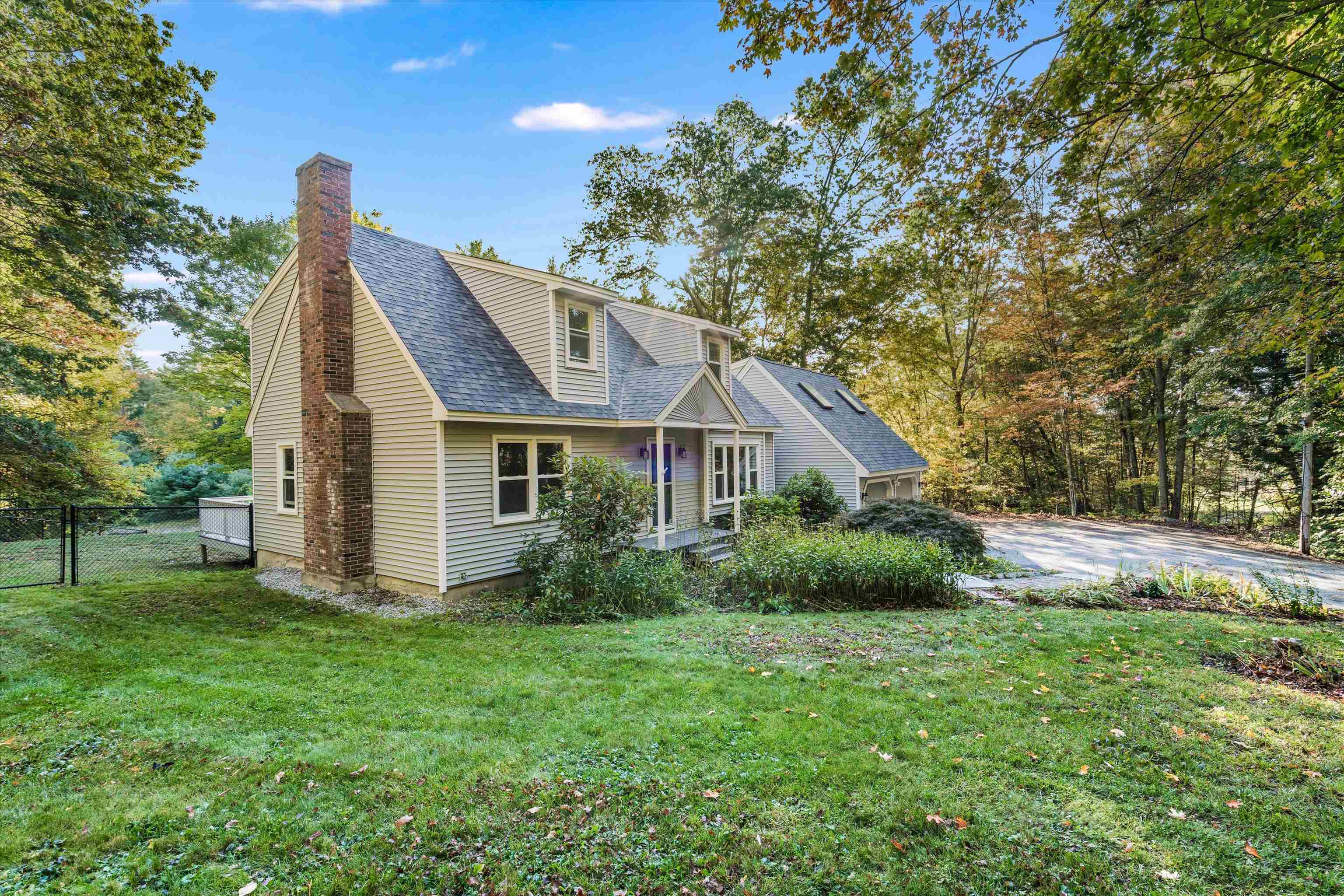 53 Cross Road Hooksett, NH 03106 - Photo 37 of 50