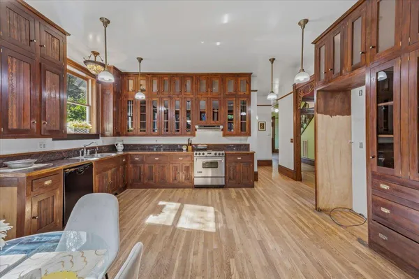 $1,225,000 | 405 South Pine Street, Nevada City, CA 95959