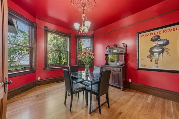 $1,225,000 | 405 South Pine Street, Nevada City, CA 95959