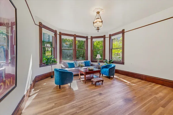 $1,225,000 | 405 South Pine Street, Nevada City, CA 95959