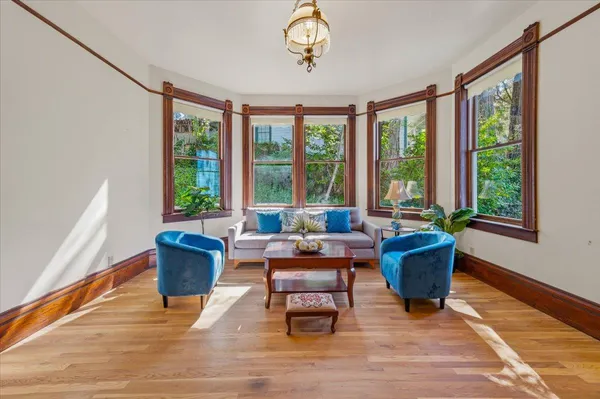$1,225,000 | 405 South Pine Street, Nevada City, CA 95959