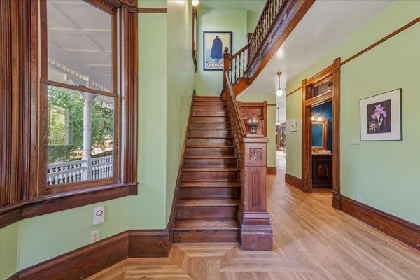 $1,225,000 | 405 South Pine Street, Nevada City, CA 95959