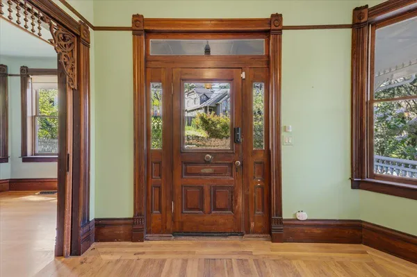 $1,225,000 | 405 South Pine Street, Nevada City, CA 95959