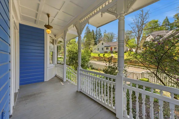 $1,225,000 | 405 South Pine Street, Nevada City, CA 95959