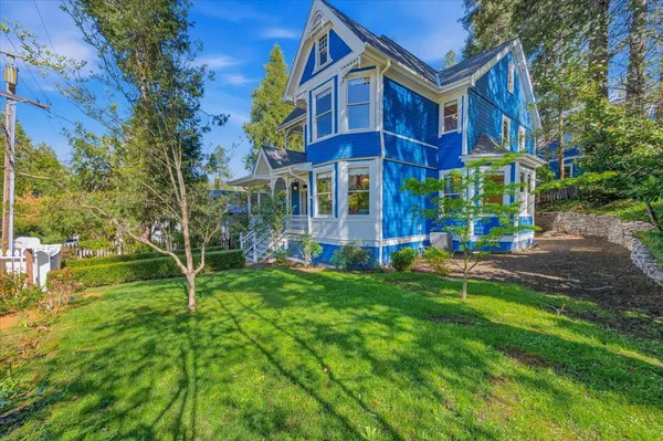 $1,225,000 | 405 South Pine Street, Nevada City, CA 95959