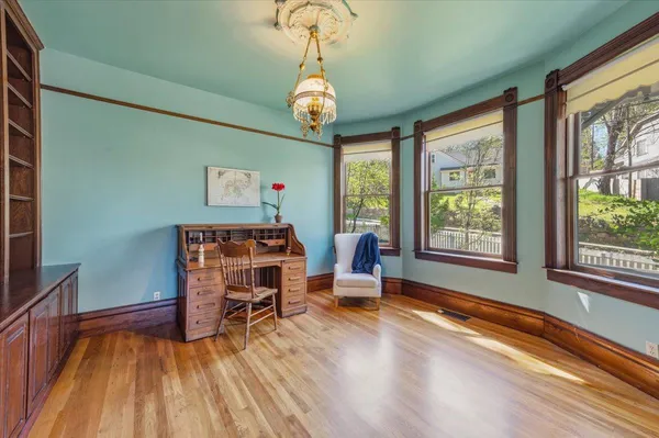 $1,225,000 | 405 South Pine Street, Nevada City, CA 95959