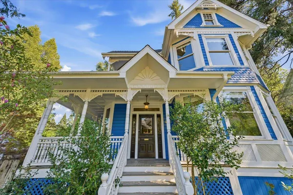 $1,225,000 | 405 South Pine Street, Nevada City, CA 95959