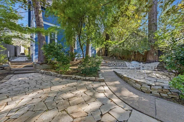 $1,225,000 | 405 South Pine Street, Nevada City, CA 95959