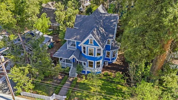 $1,225,000 | 405 South Pine Street, Nevada City, CA 95959