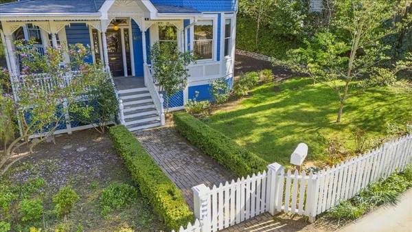 $1,225,000 | 405 South Pine Street, Nevada City, CA 95959