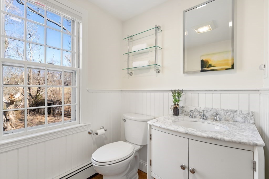 58 Bay Road Duxbury, MA 02332 - Photo 7 of 34 Gallery Image 7